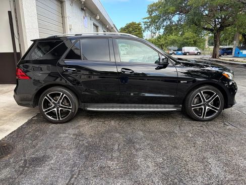 Used 2019 Mercedes-Benz GLE 43 AMG 4MATIC image 13
