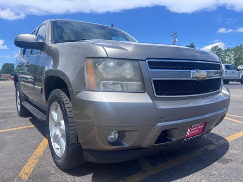 Used 2008 Chevrolet Tahoe LT w/ LT Preferred Equipment Group AWD/4WD image 4