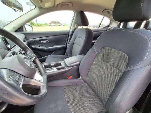 Used 2022 Nissan Sentra S FWD image 11