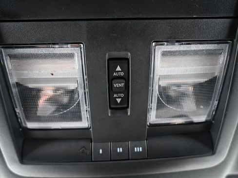 Used 2020 Dodge Challenger GT w/ Driver Convenience Group image 32