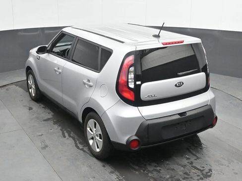 Used 2016 Kia Soul FWD image 23