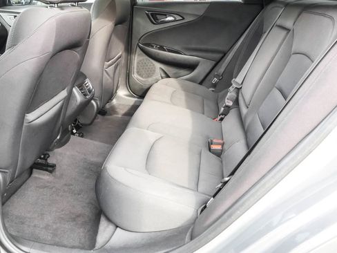 Used 2018 Chevrolet Malibu LT image 27