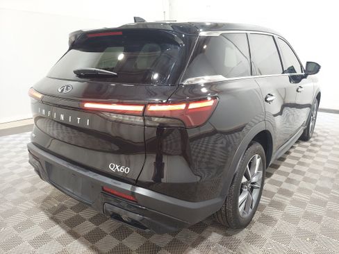 Used 2024 INFINITI QX60 Luxe AWD/4WD image 3