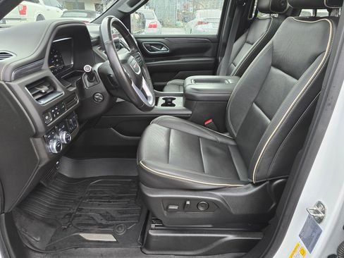 Used 2022 GMC Yukon XL SLT image 29