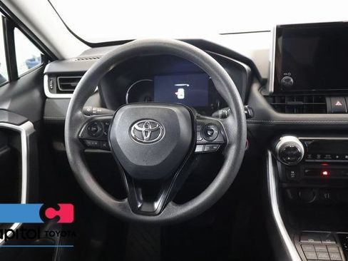 Certified 2025 Toyota RAV4 XLE AWD/4WD image 15