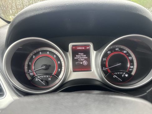 Used 2012 Dodge Journey SXT w/ Popular Equipment Group AWD/4WD image 28
