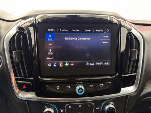 Used 2020 Chevrolet Traverse LT w/ LPO, Floor Liner Package AWD/4WD image 28