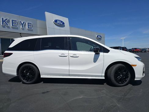 Used 2025 Honda Odyssey Sport-L image 16