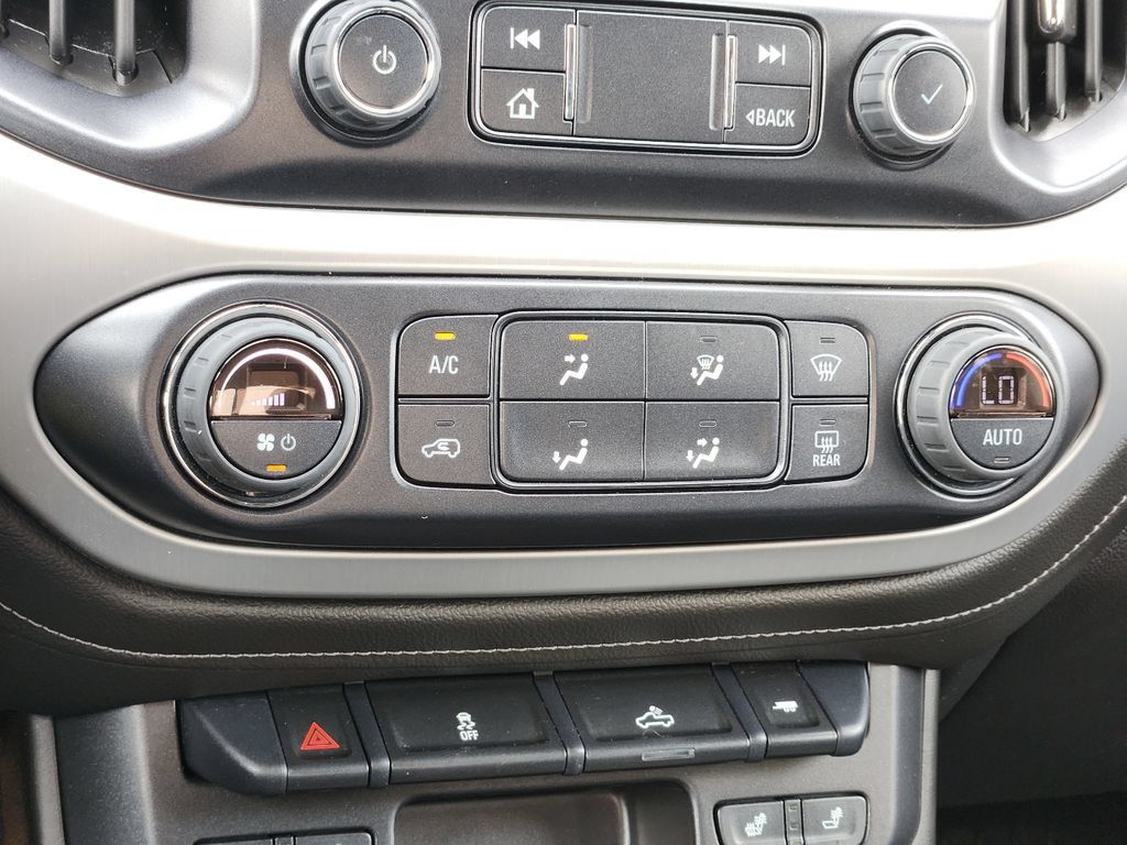 Used 2022 GMC Canyon Elevation w/ Elevation Premium Package AWD/4WD image 26