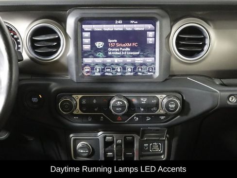 Used 2018 Jeep Wrangler Unlimited Rubicon AWD/4WD image 25
