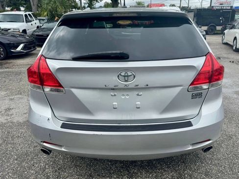 Used 2011 Toyota Venza AWD w/ Comfort Pkg image 16