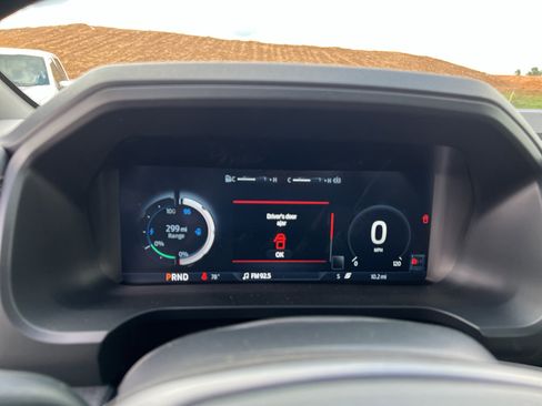 New 2025 Ford F150 Lightning Lariat image 10