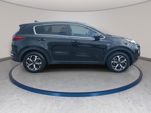 Used 2022 Kia Sportage LX AWD/4WD image 4