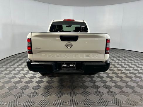 Used 2023 Nissan Frontier S image 8