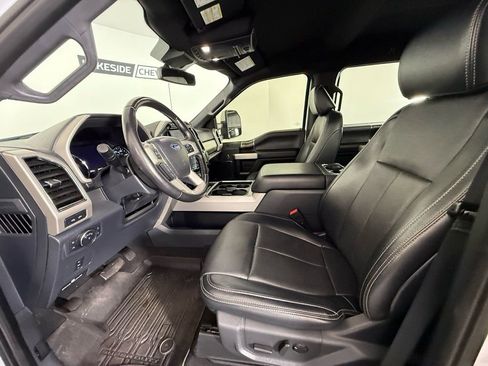 Used 2022 Ford F250 Lariat w/ Lariat Value Package AWD/4WD image 14