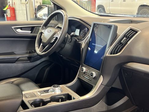 Used 2024 Ford Edge SEL w/ Convenience Package image 27