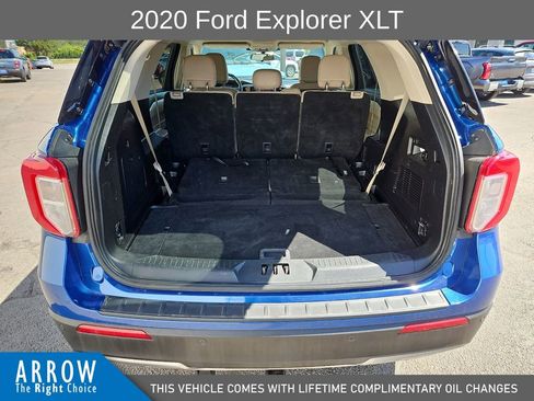 Used 2020 Ford Explorer XLT w/ Equipment Group 202A AWD/4WD image 18