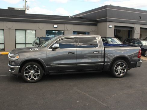 Used 2019 RAM 1500 Limited AWD/4WD image 2