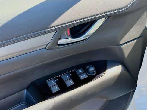 New 2025 MAZDA CX-5 AWD 2.5 S w/ Preferred Package image 23