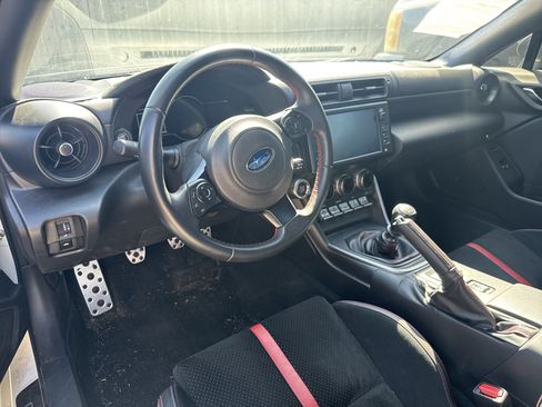 Used 2023 Subaru BRZ Limited w/ Popular Package #1 RWD image 7