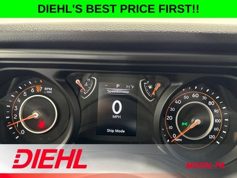 New 2026 Jeep Gladiator Sport AWD/4WD image 25