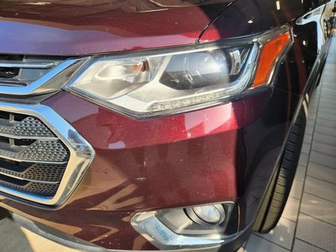 Used 2018 Chevrolet Traverse LT FWD image 7