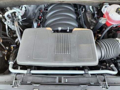 New 2025 Cadillac Escalade Sport Platinum w/ LPO, ONYX Package image 24