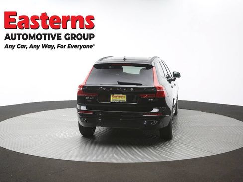Used 2023 Volvo XC60 B5 Core FWD image 38