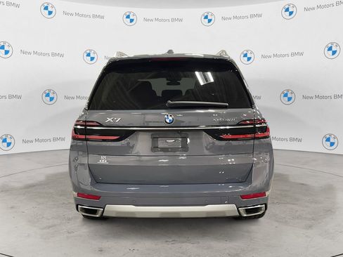 Used 2023 BMW X7 xDrive40i w/ Premium Package image 4