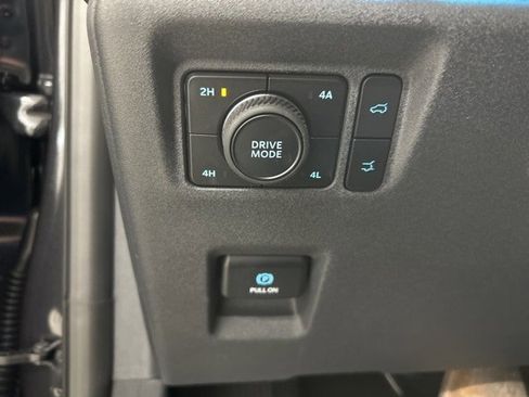 New 2025 Ford Expedition Max Platinum w/ Driver's Package image 15