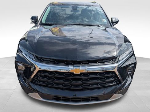 Used 2024 Chevrolet Blazer LT w/ Convenience Package FWD image 3