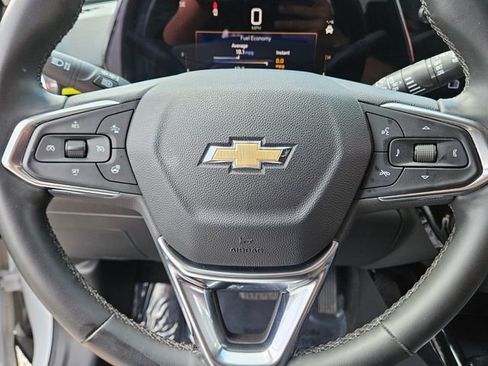 Used 2024 Chevrolet Trax LT w/ Driver Confidence Package image 31