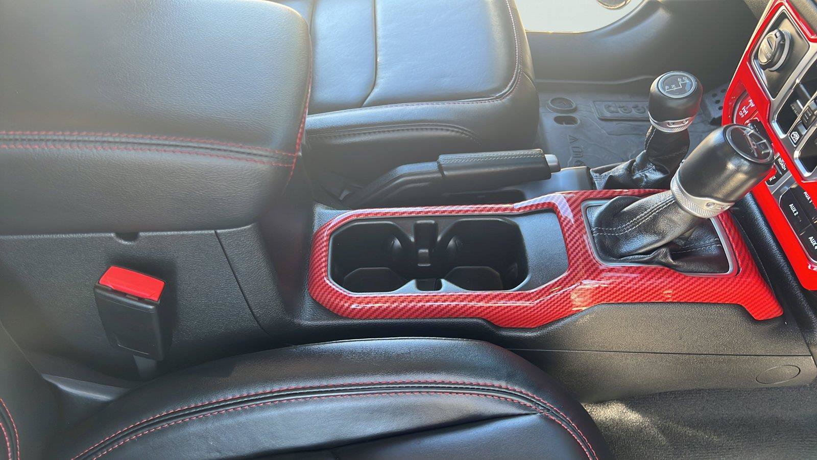 Used 2024 Jeep Gladiator Rubicon w/ Technology Group AWD/4WD image 18