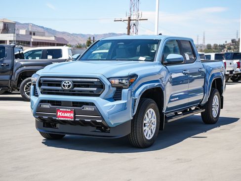 New 2026 Toyota Tacoma SR5 AWD/4WD image 3