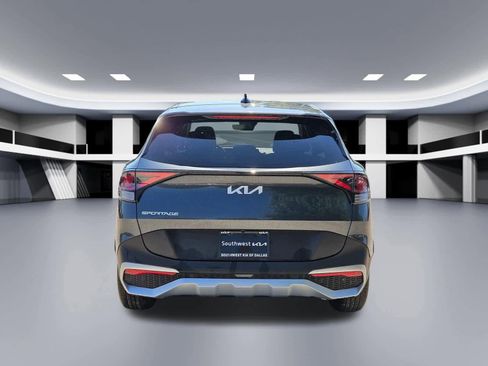 Certified 2024 Kia Sportage LX FWD image 5