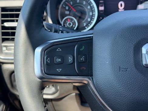 Used 2024 RAM 1500 Laramie AWD/4WD image 17