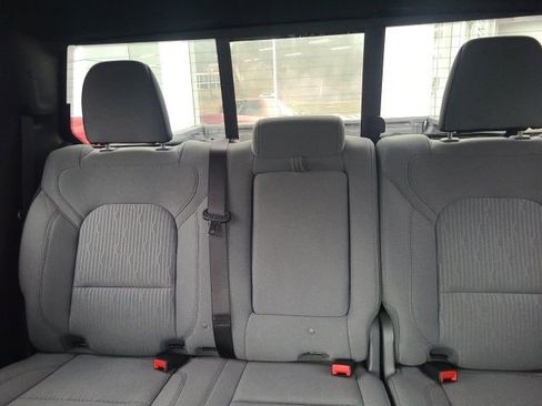 Used 2021 RAM 1500 Big Horn image 19