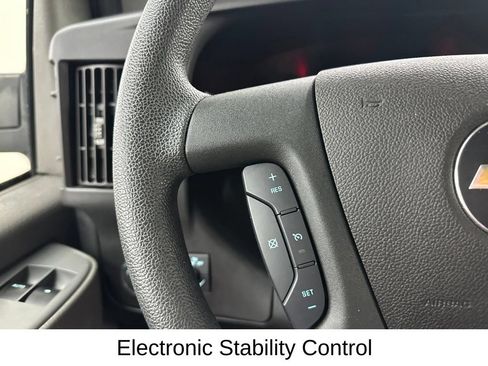Used 2019 Chevrolet Express 3500 LT w/ LT Preferred Equipment Group RWD image 32