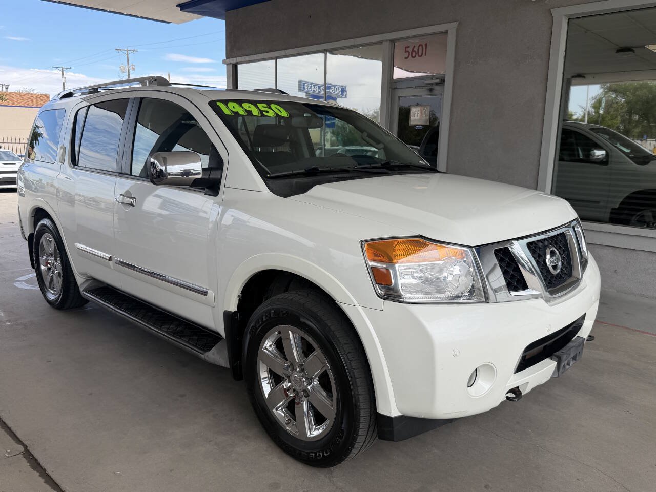 Used 2014 Nissan Armada Platinum AWD/4WD image 2