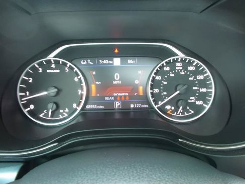 Used 2023 Nissan Maxima SR w/ Sport Mat Group FWD image 34