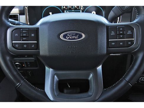 Used 2022 Ford F150 Lariat w/ Equipment Group 501A Mid AWD/4WD image 17