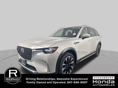Used 2024 MAZDA CX-90 Plug-In Hybrid w/ Premium Pkg AWD/4WD image 2