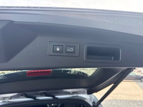 New 2026 Subaru Forester Premium AWD/4WD image 11