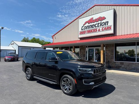 Used 2024 Jeep Wagoneer L Series II AWD/4WD image 1