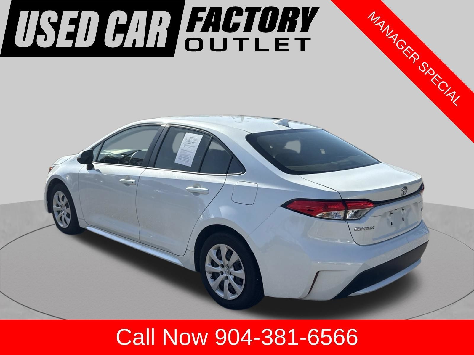 Used 2022 Toyota Corolla LE FWD image 4
