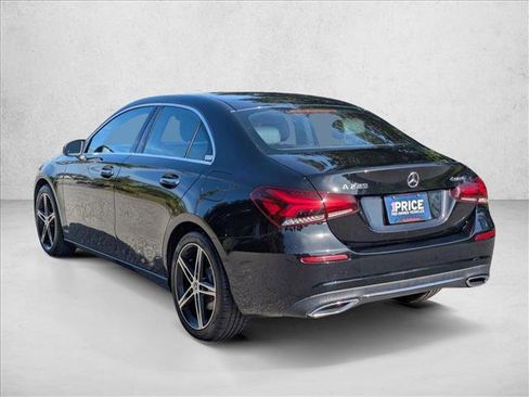 Used 2022 Mercedes-Benz A 220 4MATIC image 8