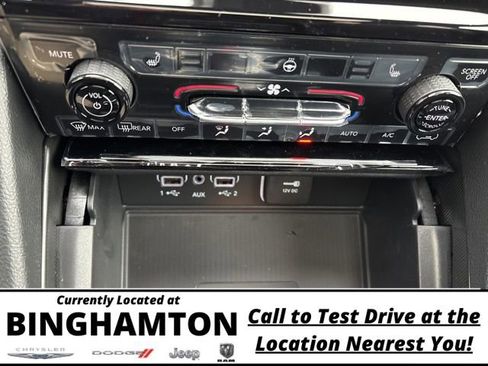 New 2025 Jeep Grand Cherokee 4WD image 13