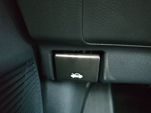 New 2026 Nissan Kicks SV FWD image 30