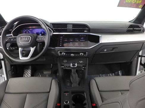 Used 2025 Audi Q3 2.0T Premium w/ Convenience Package image 25