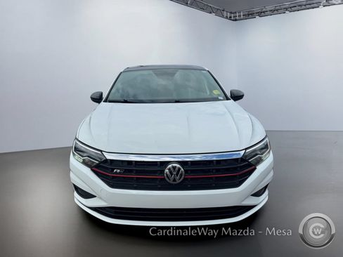 Used 2020 Volkswagen Jetta R-Line w/ R-Line Cold Weather Package FWD image 9